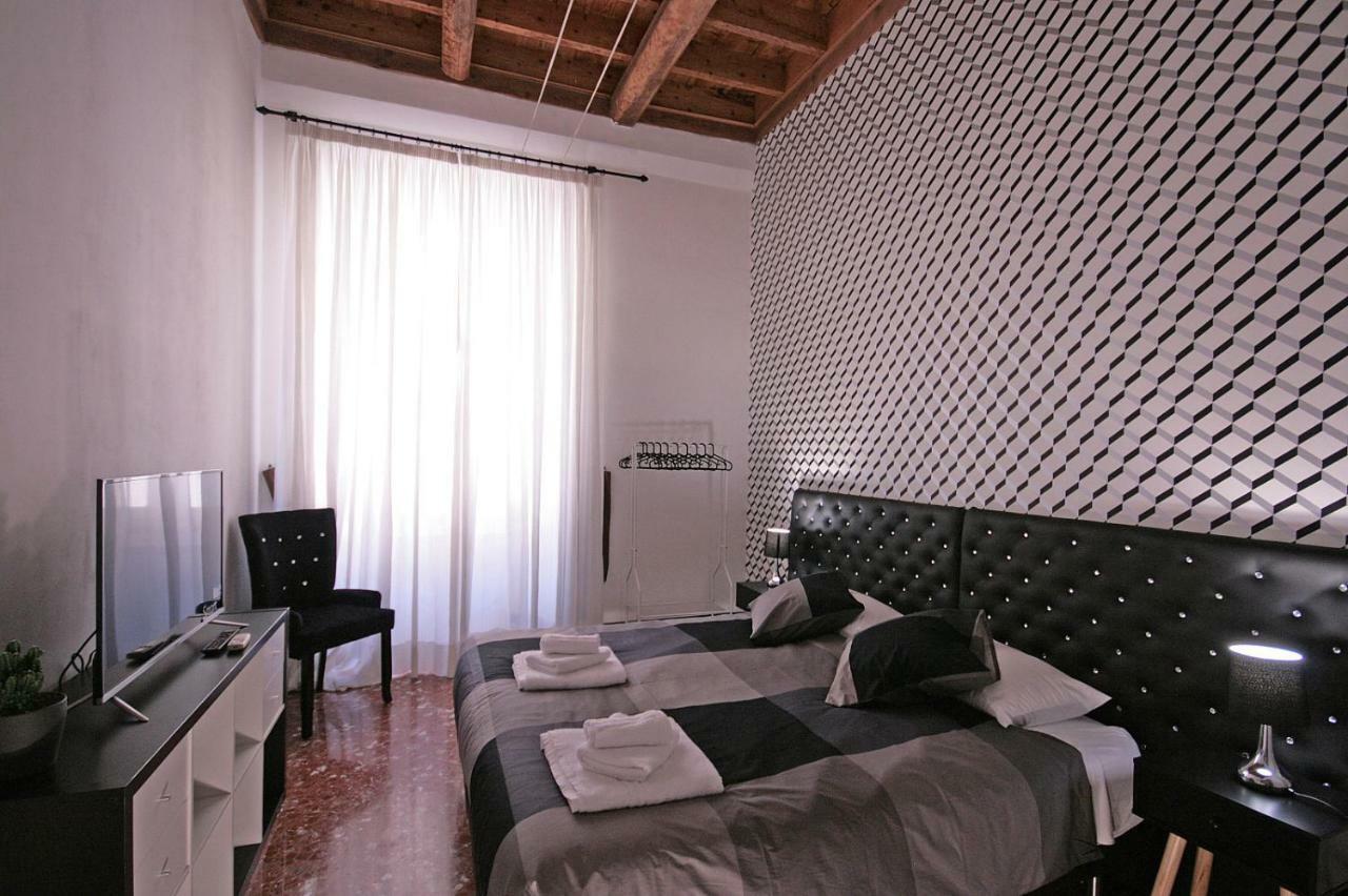 Trastevere 3 Bedrooms Rzym Zewnętrze zdjęcie